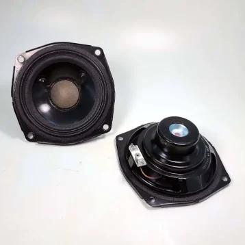 Honda OEM Take-Out 4 1/2" Pincushion Speakers